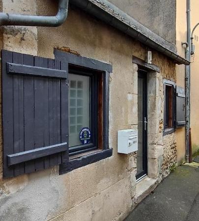 Chaleureuse Petite Maison De Bourg Beaumont-sur-Sarthe Exteriör bild