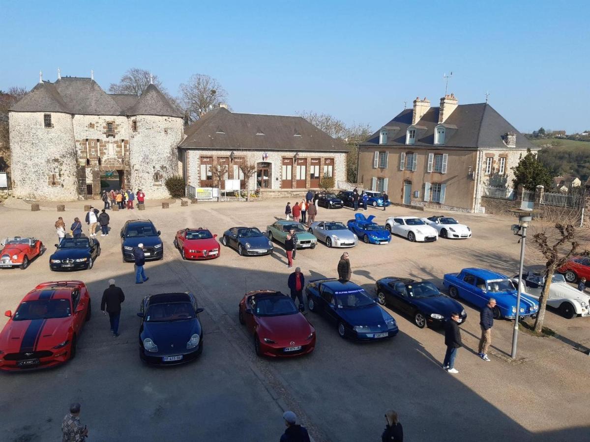 Chaleureuse Petite Maison De Bourg Beaumont-sur-Sarthe Exteriör bild